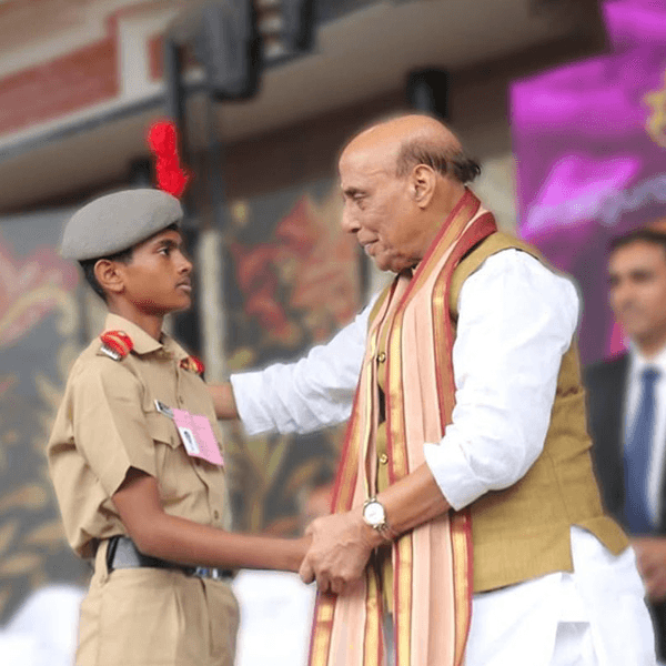 Vidyadhiraja Vidyapeetom — campus and cadet life