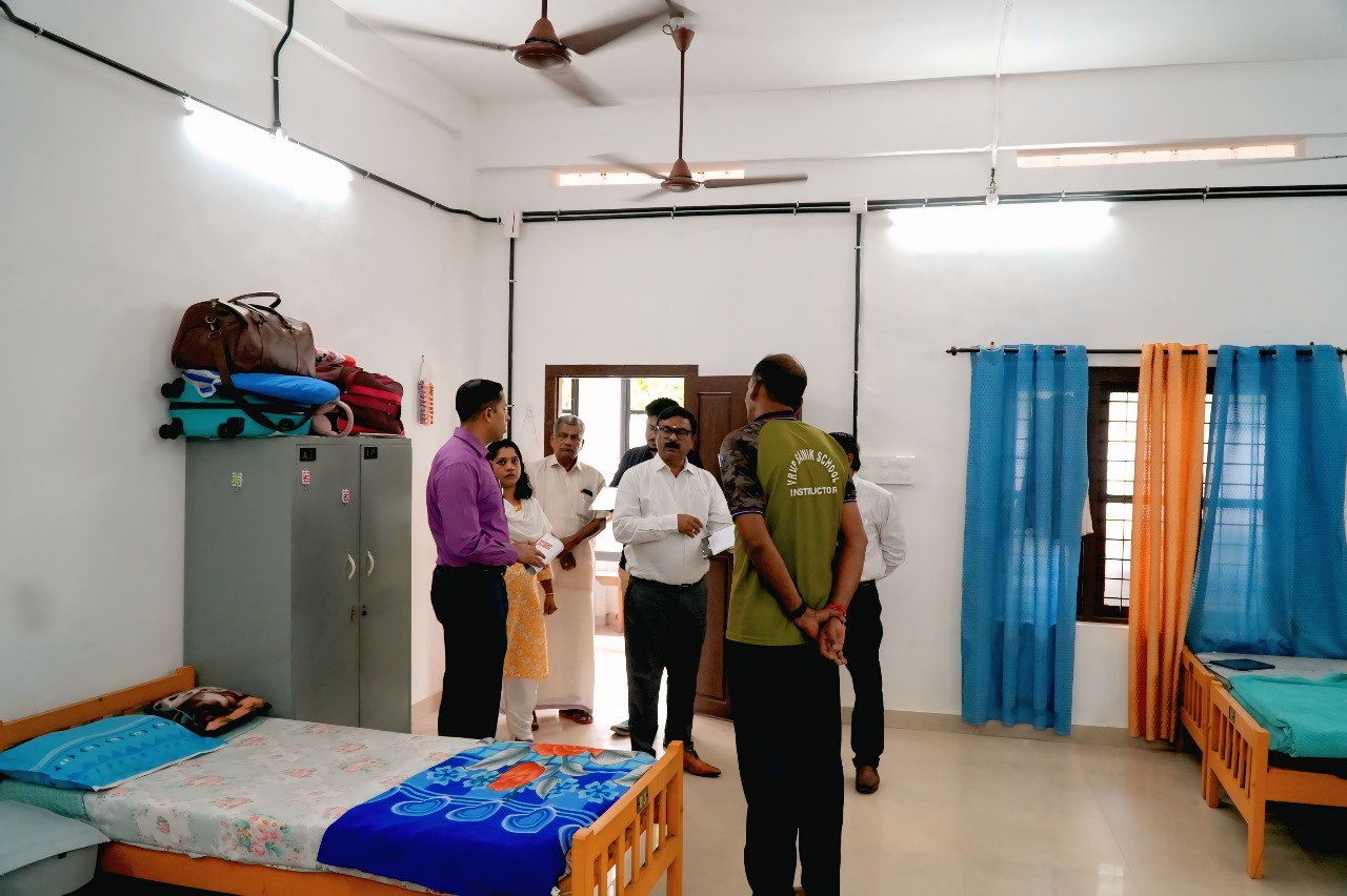 Sarin Sir campus visit — file sarin-visit-01.jpg