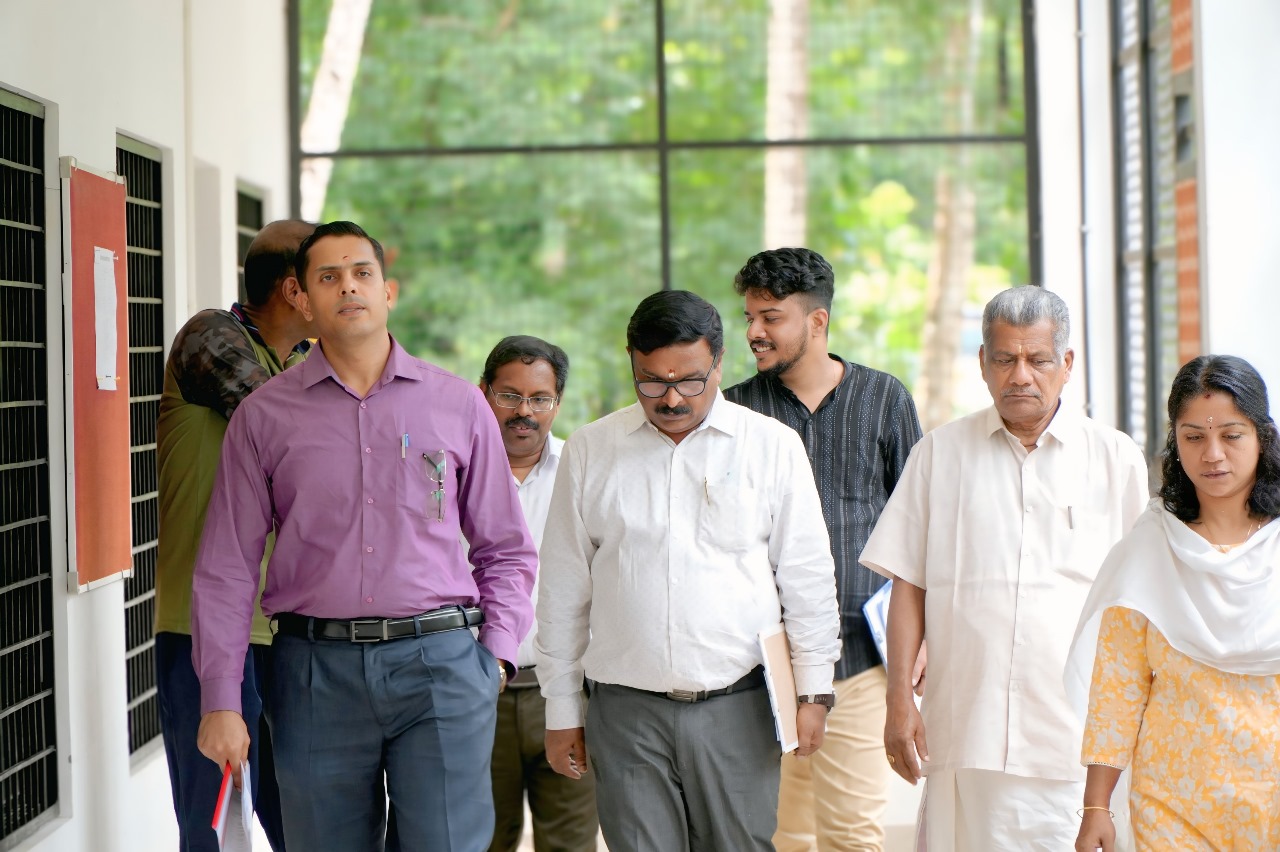 Sarin Sir campus visit — file sarin-visit-03.jpg