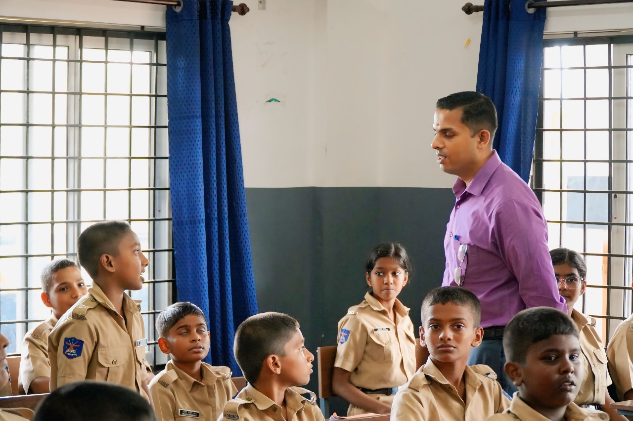 Sarin Sir campus visit — file sarin-visit-09.jpg